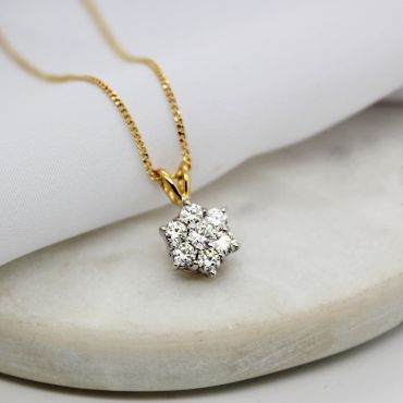 9ct Yellow Gold Diamond Flower Necklace