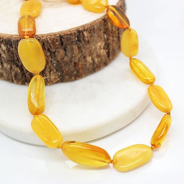 Lemon Opaque Oval Beaded Necklace