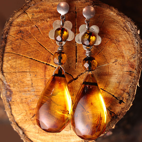 Amber Jewellery, Gifts & Watches | The Amber Shop & Museum